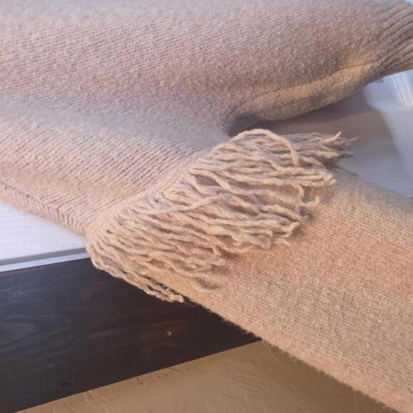 Happily Grey Women's Tan Turtleneck Cropped Sweater w/ Fringe Detail- size Large - Picture 5 of 7